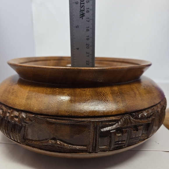 Beautifully Hand Carved 1969 Wood Bowl With Lid Asian Philippines Farm Life - Picture 12 of 15